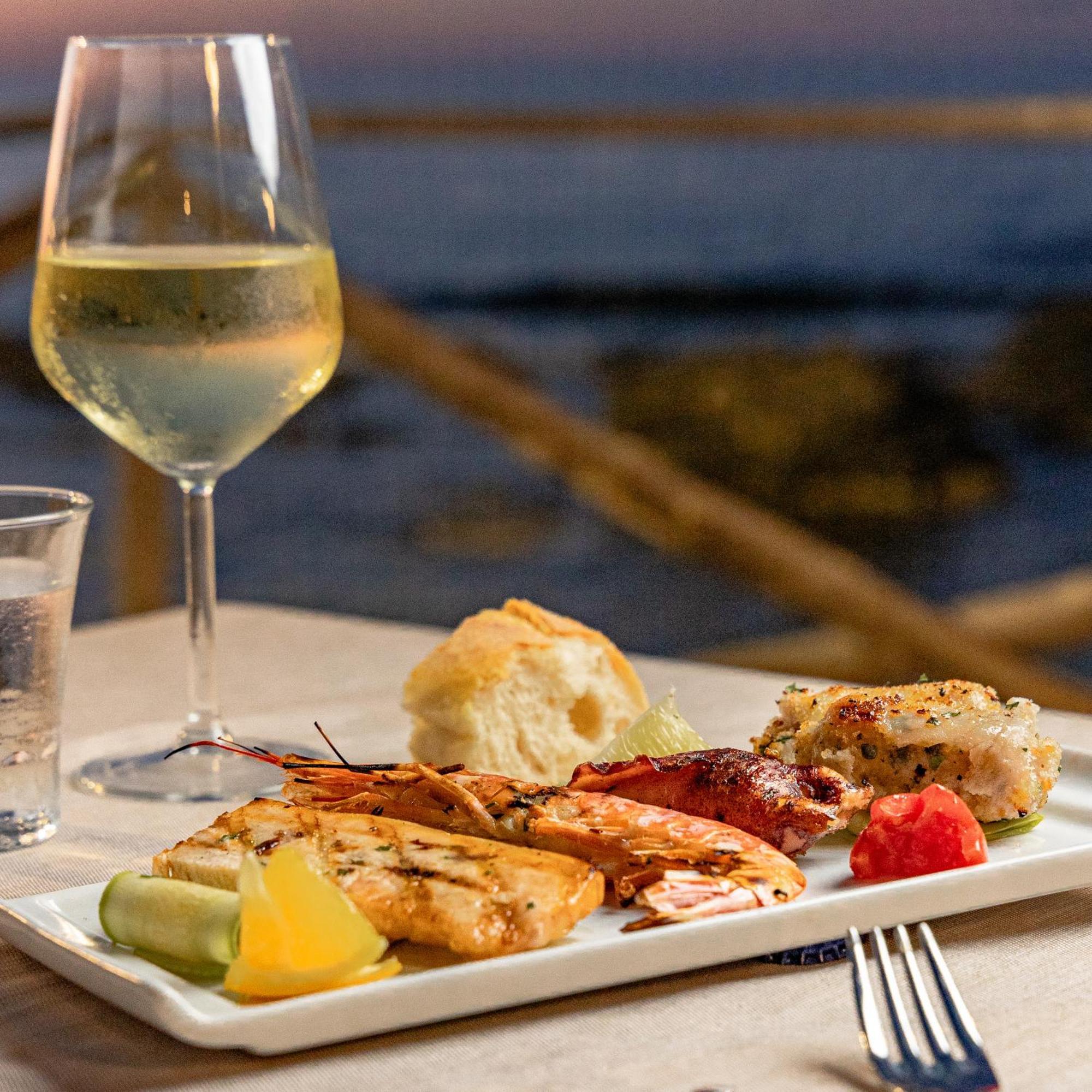 Riva Smeralda Camping Lodge Milazzo Eksteriør bilde