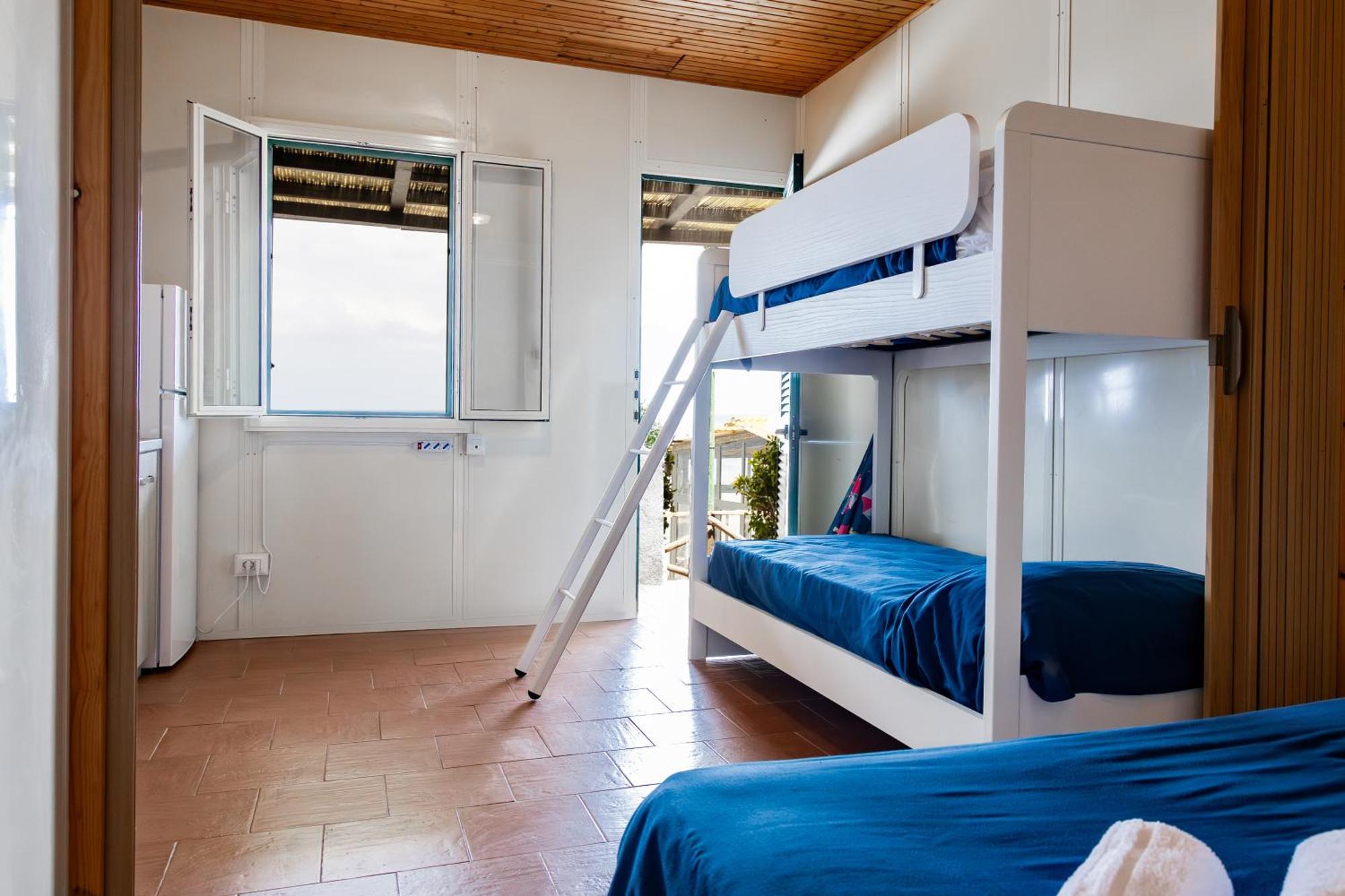 Riva Smeralda Camping Lodge Milazzo Eksteriør bilde